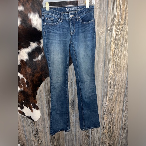 GAP Denim - GAP Sexy bootcut fit medium wash blue jeans size 0/25Average